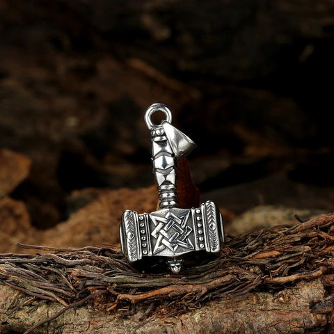 Collana con Pendente Martello di Thor Mjolnir Vichingo Acciaio Inossidabile Mitologia Norrena Retrò Invecchiato Gioielli Uomo Regalo