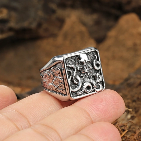 Anello Gotico Vintage con Teschio di Polpo per Uomo in Acciaio Inossidabile Punk Rock Biker Cthulhu Gioielleria