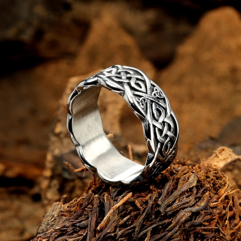 Anello in Acciaio Inossidabile con Lupo Celtico e Nodo Eterno per Uomo Gioielli Viking Gothic Punk Geometrico Lucido