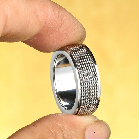 Anello Girevole in Acciaio Inossidabile per Uomo Donna Trama a Maglia Intrecciata Anello a Fascia Ruotabile Stile Industriale Sollievo dallo Stress Gioielli di Moda