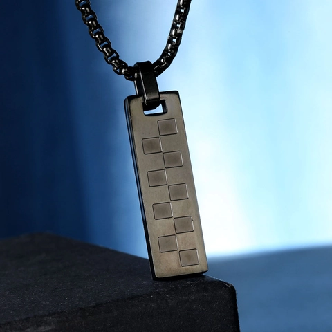 Minimalist Stainless Steel Checkerboard Pendant Necklace For Men Women Geometric Grid Rectangle Pendant Box Chain Jewelry Gift