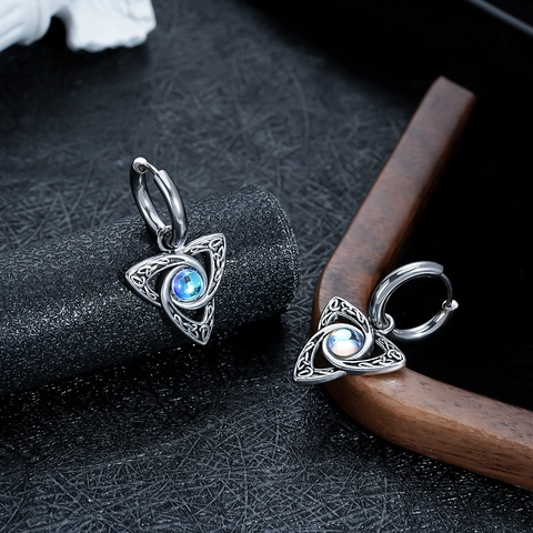 Pendientes de Aro de Triángulo con Nudo Celta de Acero de Titanio Pendientes de Piedras Preciosas de Strass Azul Iridiscente Vintage para Hombres Mujeres Joyería Regalo
