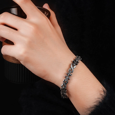 Pulsera de Acero de Titanio Fleur De Lis Gótica Vintage para Hombre Punk Plata Oxidada Cierre de Langosta Ajustable