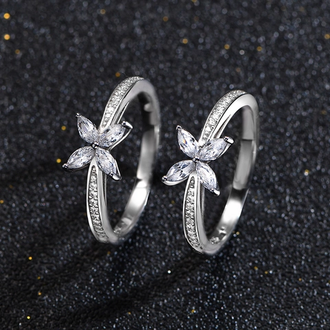 Anello Quadrifoglio in Argento Sterling 925 per Donna Zirconia Marquise Micro-Intarsiato Moda Gioielli Floreali Anello Dito