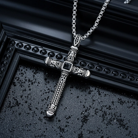 Collier Pendentif Croix en Acier Inoxydable Vintage Design Crâne Gothique Chaîne Vénitienne Argent Rétro pour Homme Bijoux