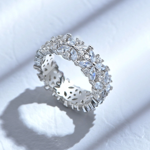Luxury 925 Sterling Silver Snowflake Ring For Women Marquise Cut Zirconia Cluster Eternity Band Exquisite Fashion Jewelry Gift
