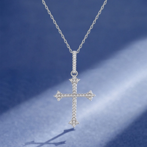 925 Sterlingsilber Kreuz Anhänger Halskette Für Damen Glänzende Zirkonia Eingelegt Religiöser Schmuck Elegante Schlüsselbeinkette Accessoire
