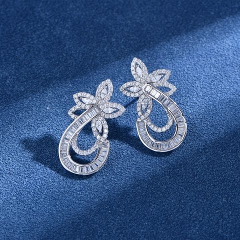 Irregular Flower Micro Pave Rhinestone 925 Sterling Silver Stud Earrings For Women Vintage Luxury Sparkly Silver Floral Ear Jewelry Wedding Party Gift