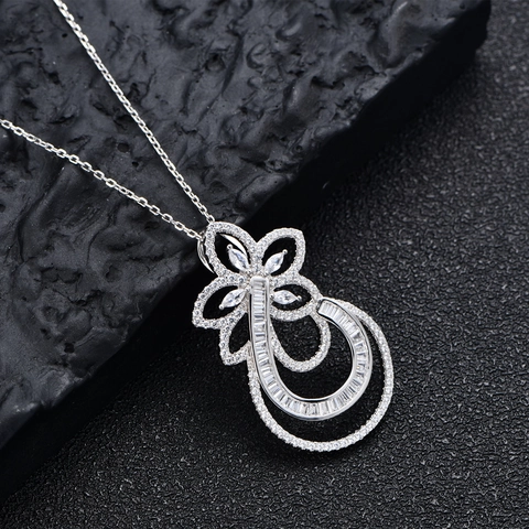 S925 Sterling Silber Mikro-Eingelegt Zirkonia Blumen Anhänger Halskette Geometrisch U-Form Elegant Mode Schmuck Geschenk Damen