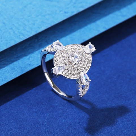 Luxe 925 Sterling Zilveren Ovale Ring Micro Ingelegde Zirconia Kruis Ster Ontwerp Elegante Vinger Sieraden Cadeau voor Vrouwen