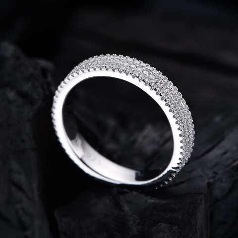 Lussuoso Anello Eternity in Argento Sterling 925 con Tre File di Strass per Donna Gioielli di Moda Anello Interamente Intarsiato