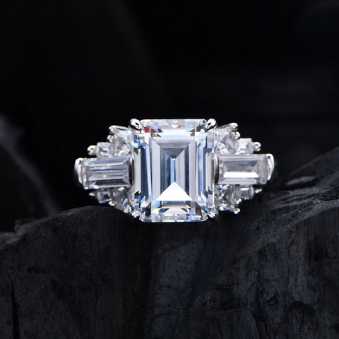 Luxury Emerald Cut Zirconia Ring For Women 925 Sterling Silver Art Deco Geometric Wedding Party Fashion Jewelry Gift