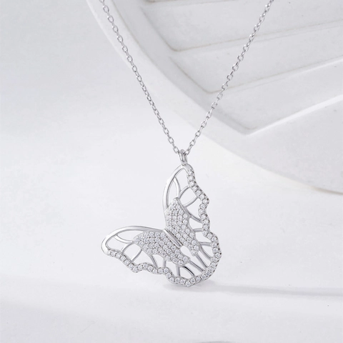 Collana con Pendente a Farfalla in Argento Sterling S925 per Donna con Zirconia Micro-Incastonata Elegante Gioielli