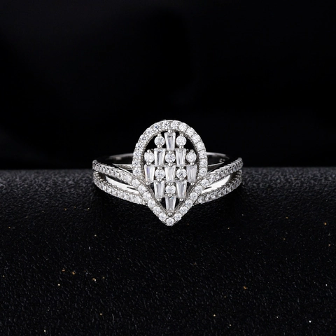 Luxury S925 Sterling Silver Crown Teardrop Ring For Women Micro Pave Rhinestone Fashion Jewelry Elegant Wedding Party Ring