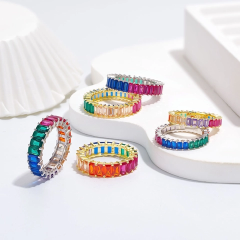 925 Sterlingsilber Regenbogen Eternity Ring Luxuriöse Zirkonia Baguette Schliff Hochzeit Ring Für Damen Mode Schmuck