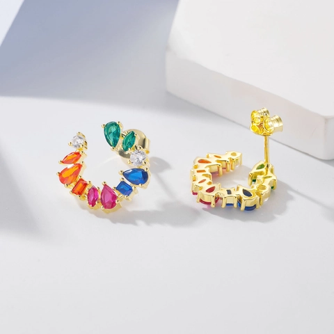 925 Sterlingsilber Zirkonia Ohrstecker Für Damen Regenbogen Bunt C-Form Unregelmäßig Geometrisch Mode Schmuck Geschenk