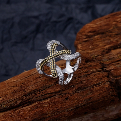 Bague Croisée en Argent Sterling 925 pour Femme Strass Micro-pavé Géométrique Mode Individuelle Bague de Doigt Bijoux de Déclaration