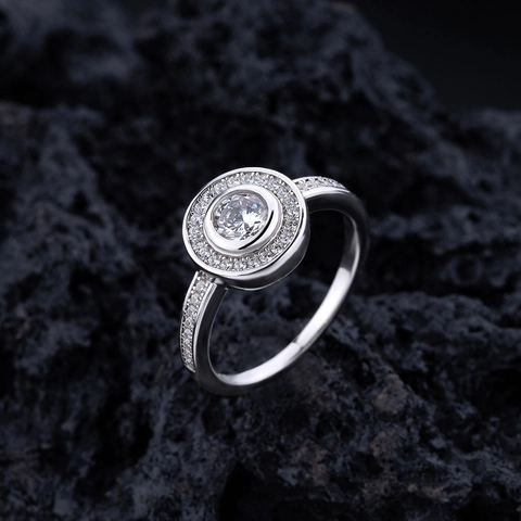 Luxurious 925 Sterling Silver Halo Ring Round Micro Pave Rhinestone Finger Ring For Women Wedding Engagement Jewelry Accessory