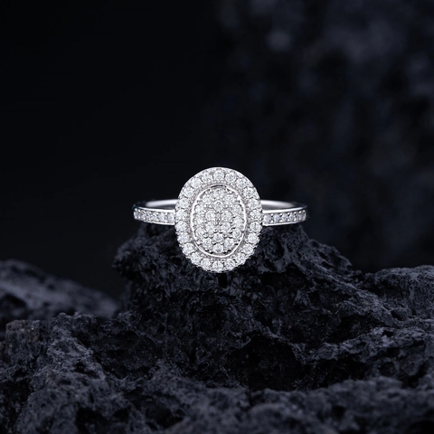 Luxury 925 Sterling Silver Oval Halo Zirconia Ring For Women Niche Design Dainty Full Diamond Cluster Wedding Band Finger Jewelry
