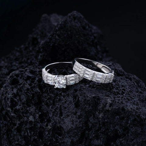 925 Sterling Silver Ring Set For Women Elegant Round Rhinestone Engagement Ring Pave Baguette Cut Wedding Band Jewelry