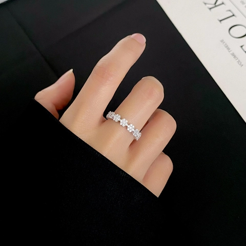 925 Sterling Silver Daisy Flower Eternity Ring Sparkling Zirconia Inlaid Fresh Sweet Forest Style Floral Ring For Women Jewelry