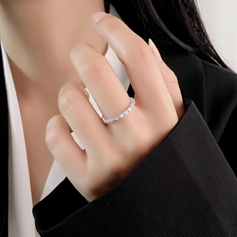 925 Sterling Silver Eternity Ring For Women Round Bezel Set Zirconia Single Row Stackable Band Minimalist Jewelry Gift