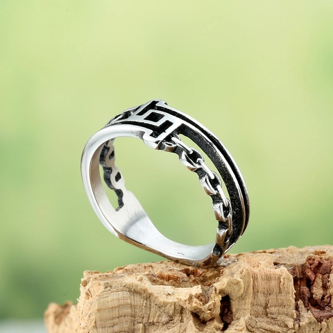 Vintage Stainless Steel Chain Ring For Men Women Punk Hollow Geometric Double T Design Polished Retro Silver Band Jewelry