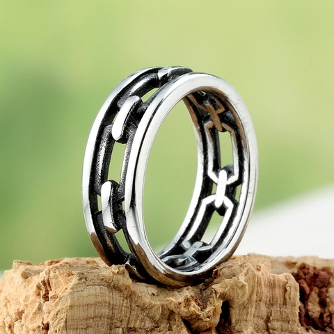Anello a Fungo in Acciaio al Titanio Vintage per Uomo Donna Design a Catena Cava Anello a Fascia Lucidato Retro Gioielli Stile Industriale