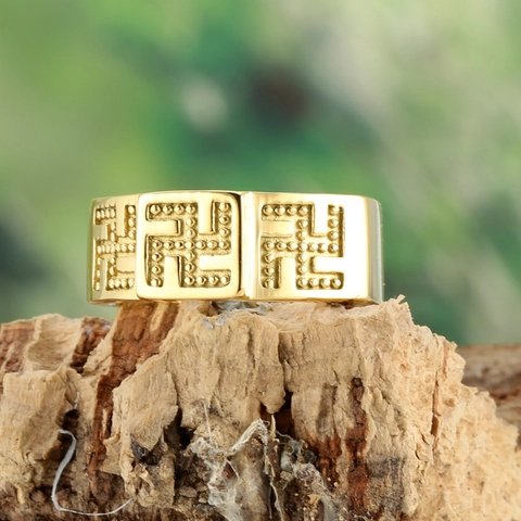 Anillo de Acero de Titanio Vintage Para Hombres Mujeres Patrón de Esvástica Relieve Anillo de Banda Moda Étnica Joyería Religiosa Regalo