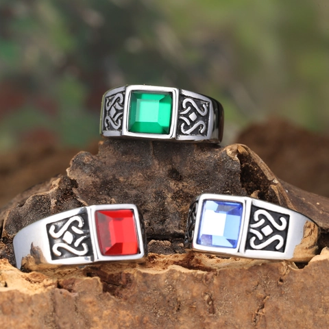 Vintage Men Stainless Steel Square Rhinestone Ring Celtic Knot Engraved Polished Inlaid Geometric Banquet Party Fashion Jewelry