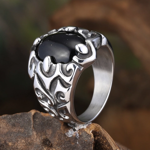 Anillo Vintage de Acero Inoxidable para Hombre Con Piedra Ovalada Negra Patrón Tribal Tallado Estilo Punk Biker Joyería Gótica