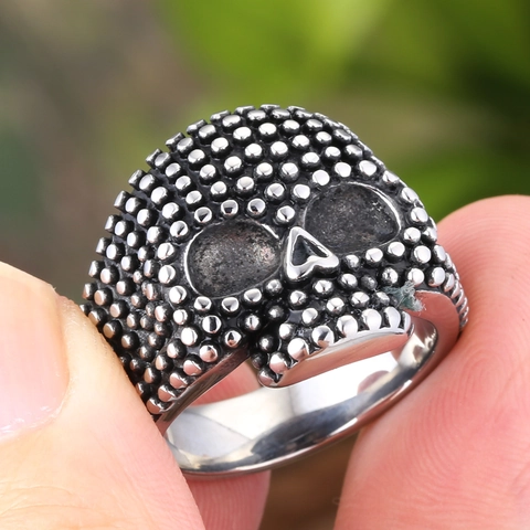 Vintage Gothic Skull Ring Stainless Steel Studded Punk Biker Ring For Men Women Retro Streetwear Fashion Heavy Metal Jewelry