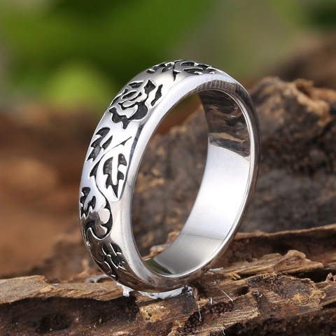Vintage Stainless Steel Rose Flower Band Ring For Men Women Antique Silver Color Gothic Relief Floral Finger Ring Jewelry