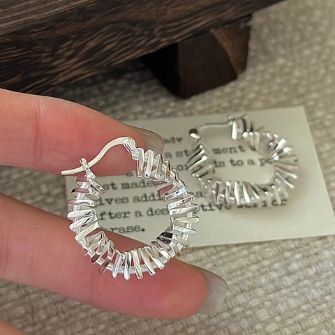 S925 Sterlingsilber Retro Faltenstruktur Hoop Ohrringe Für Damen Minimalistische Unregelmäßige Geometrische Indie Design Ohrschmuck