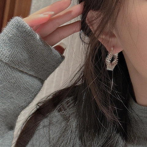 S925 Sterlingsilber Retro Faltenstruktur Hoop Ohrringe Für Damen Minimalistische Unregelmäßige Geometrische Indie Design Ohrschmuck