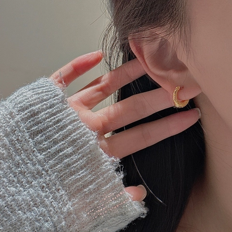 925 Sterling Silver Textured Pleated Stud Earrings For Women Irregular Hammered C-Shaped Gold Silver Fashion Jewelry Gift