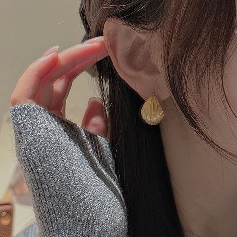 925 Sterling Silver Ribbed Texture Hoop Earrings Women Vintage Gold Silver Plated C Shaped Stud Earrings Fashion Jewelry