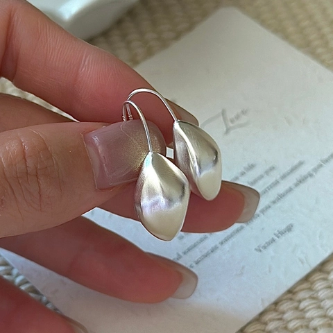 Pendientes de Gota de Frijol Irregulares de Plata de Ley S925 para Mujer Joyería Minimalista de Pendientes de Plata Mate