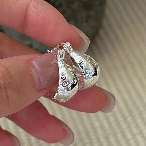 Orecchini a Cerchio in Argento Sterling 925 Vintage Design di Nicchia Motivo Floreale a Rilievo Gioielli Retrò per Regali Donna