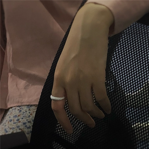 S925 Sterlingsilber Offener Verstellbarer Ring Für Damen Schimmernd Mattiert Sandgestrahlt Geometrisch Minimalistisch Schmuck