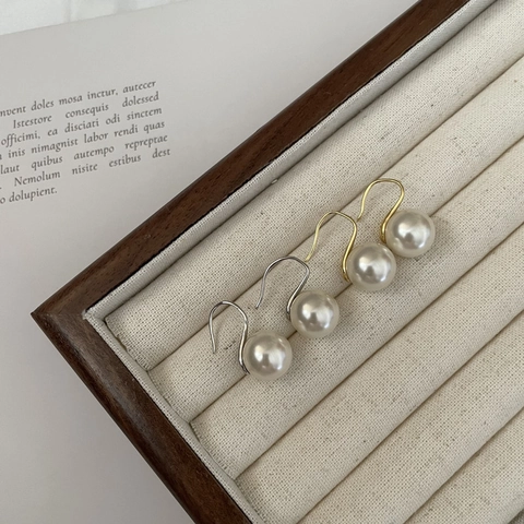 Pendientes de Perla Artificial de Plata de Ley S925 para Mujer Elegantes Ganchos Chapados en Oro Plata Joyería de Regalo