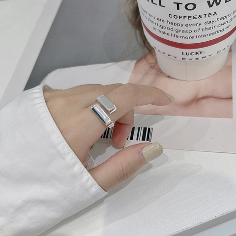 925 Sterling Silver Interleaved Geometric Block Ring For Women Minimalist Architectural Style Polished Adjustable Open Ring