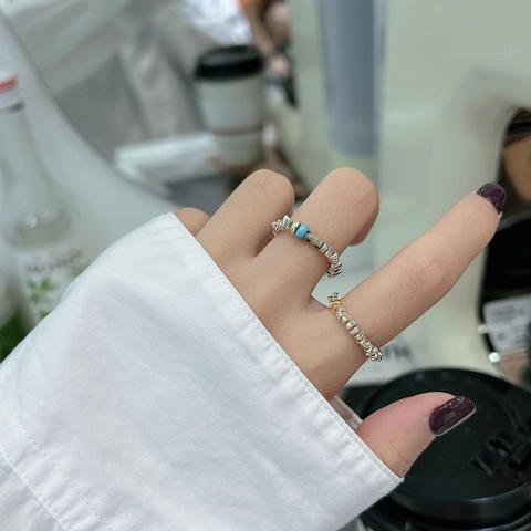 S925 Sterlingsilber Dreieckiger Perlenring Für Damen Handgefertigter Retro Koreanischer Stil Elastischer Ring Mit Türkis