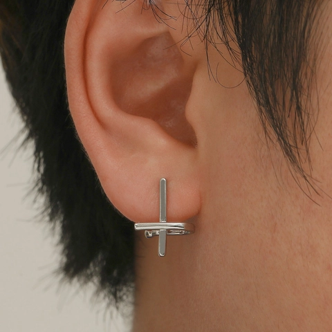 Boucles d'Oreilles Clous Croix en Acier Titane Minimalistes pour Hommes Femmes Style Industriel Géométrique Poli Couleur Acier Bijoux de Mode
