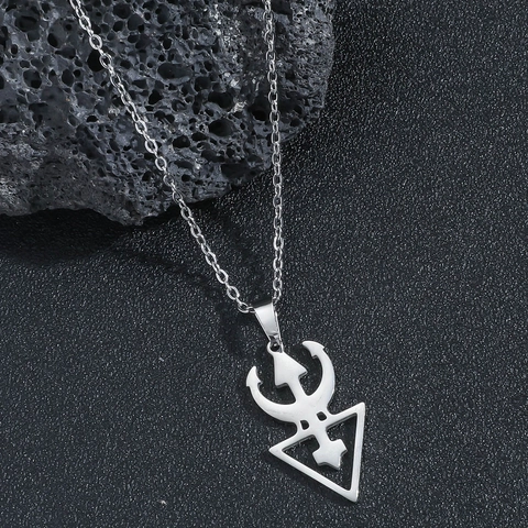 Collana con Ciondolo a Tridente in Acciaio al Titanio Vintage da Uomo Collana Geometrica Retro con Triangolo Invertito