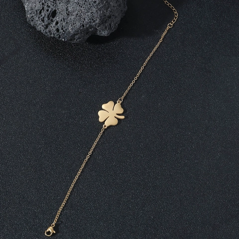 Stainless Steel Lucky Four-Leaf Clover Bracelet For Women Men Minimalist Western Fashion Ins Style Adjustable Hand Jewelry Gift