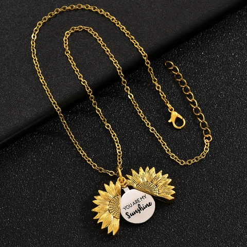 Collana con Pendente Medaglione Apribile a Girasole Vintage Con Incisione You Are My Sunshine Gioielli in Lega Galvanizzata Regalo Donna Uomo