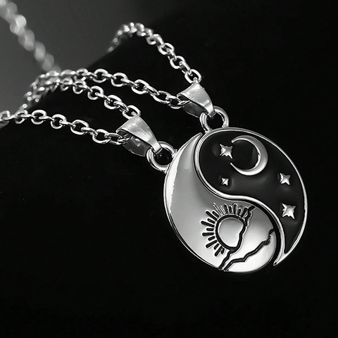 Collana Con Ciondolo Coordinato Sole Luna Yin Yang in Lega Galvanizzata Modello Sole Luna Stella Gioielli Per Uomo Donna Quotidiano