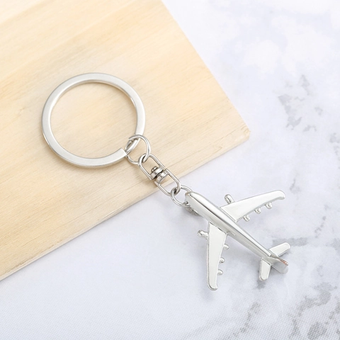 Airplane Model Keychain 3D Miniature Zinc Alloy Keyring For Bag Pendant Creative Novelty Gift Silver