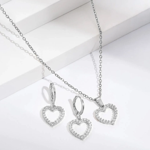 Elegant Alloy Hollow Heart Necklace And Earrings Set Rhinestone Inlaid Silver Color Heart Shaped Jewelry Set For Women